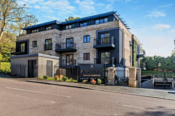 2 Bedroom Flat To Rent In Eastbury Avenue, Northwood, HA6