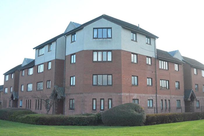 2 Bedroom Flat For Sale In Longdales Avenue, Falkirk, FK2