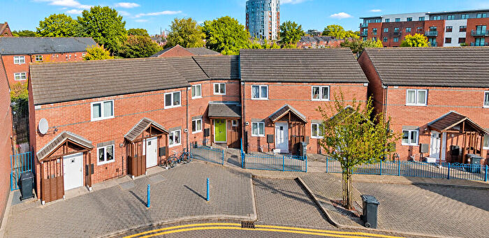 3 Bedroom Terraced House To Rent In Sage Road, Leicester, LE2