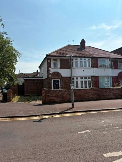 3 Bedroom End Of Terrace House To Rent In Church Street, Dagenham, RM10
