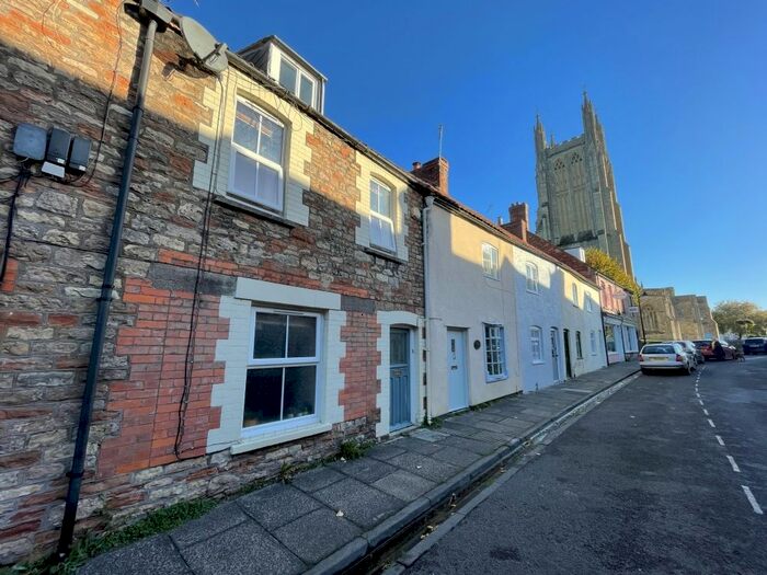 2 Bedroom Terraced House To Rent In St. Cuthbert Street, Wells, BA5
