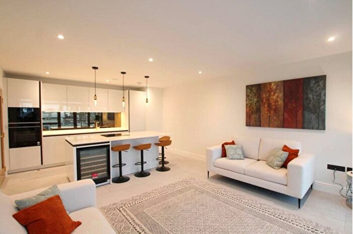 2 Bedroom Flat To Rent In Brunswick Place, London, N1