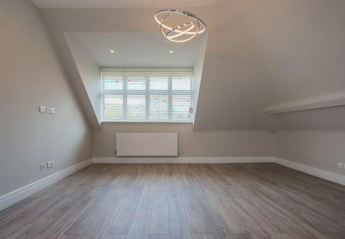 2 Bedroom Apartment To Rent In Teignmouth Road, Willesden, NW2