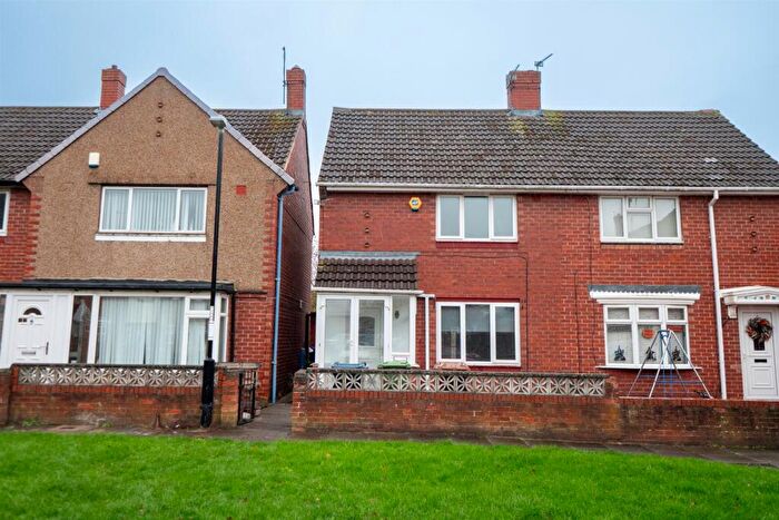 2 Bedroom Semi-Detached House To Rent In Chelmsford Square, Hylton Castle, Sunderland, SR5