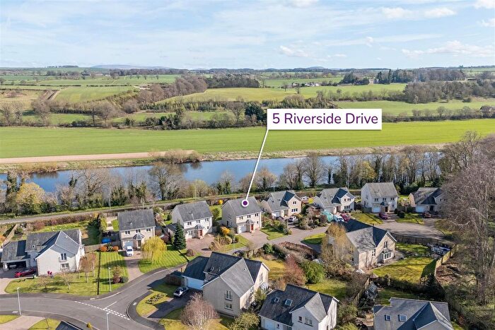 3 Bedroom Detached House For Sale In Riverside Drive, Kelso, TD5