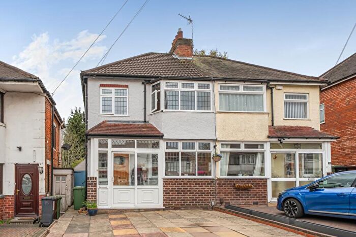 3 Bedroom House For Sale In Castle Lane, Solihull, B92