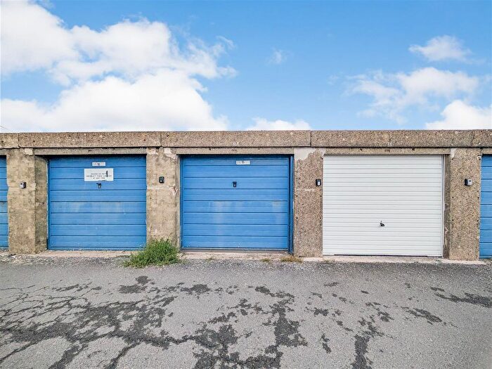 Garage / Parking For Sale In Townstal Road, Dartmouth, TQ6