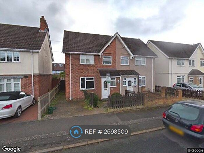 3 Bedroom Semi Detached House To Rent In Benbow Waye, Uxbridge, UB8