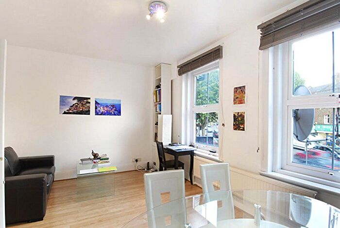 1 Bedroom Flat To Rent In Tower Bridge Road, London, SE1