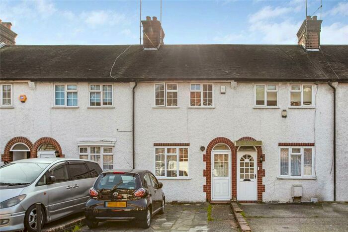 3 Bedroom Terraced House To Rent In Woburn Avenue, Purley, CR8