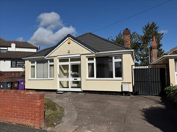 3 Bedroom Bungalow For Sale In Uplands Road, Willenhall, Willenhall, WV13