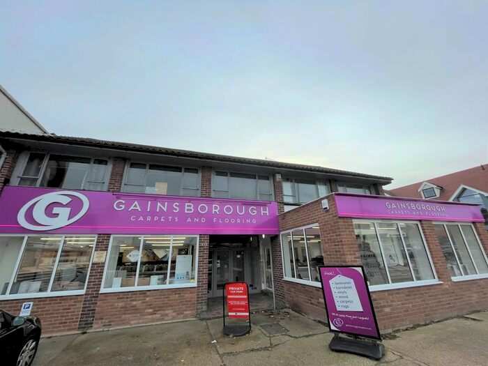 2 Bedroom Flat To Rent In London Road, Leigh, SS9