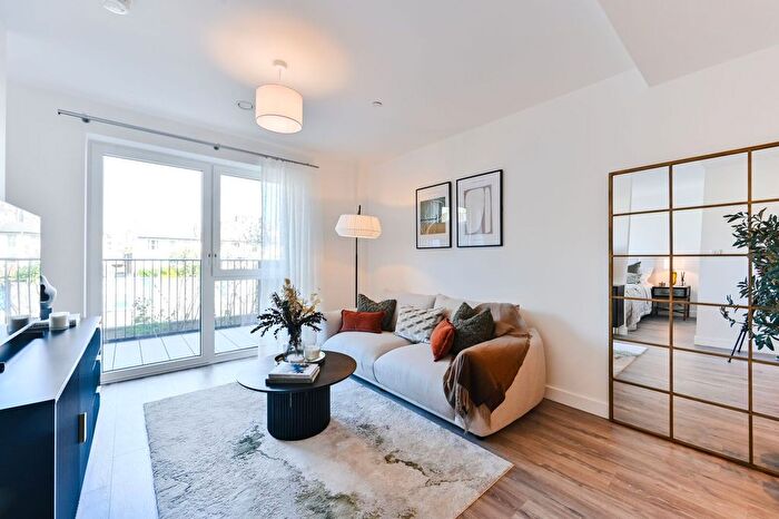 Studio For Sale In Fulham Reach, Hammersmith, London, W6