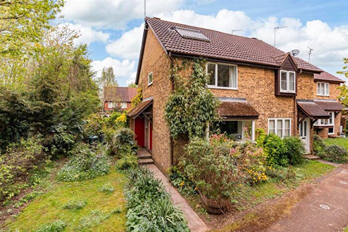 2 Bedroom End Of Terrace House For Sale In Halleys Ridge, Hertford, SG14