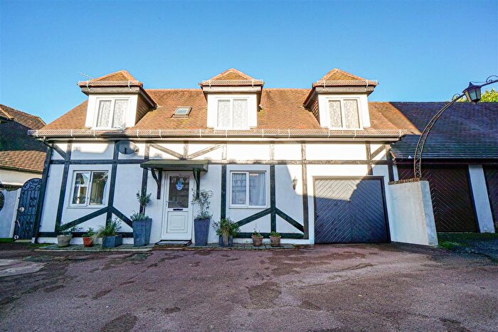 3 Bedroom Detached House For Sale In Sandrock Hall, Hastings, TN34