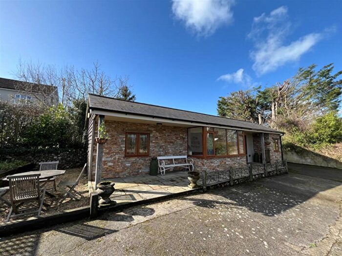 2 Bedroom House To Rent In Hawkchurch, Axminster, EX13