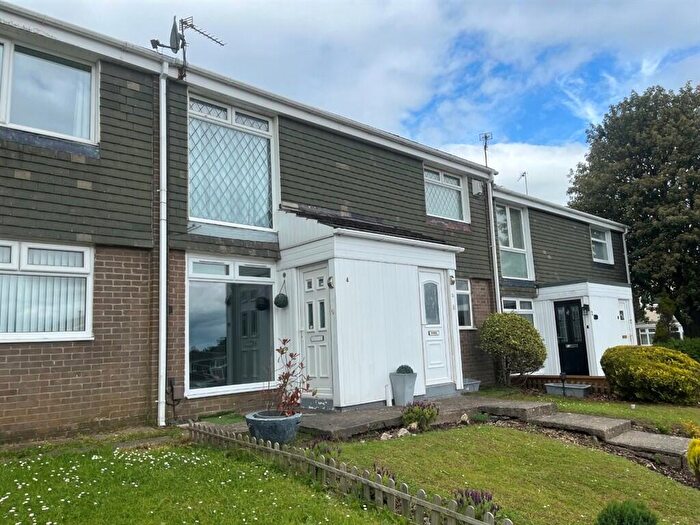 2 Bedroom Maisonette For Sale In Maplebeck Close, Sunderland, SR3