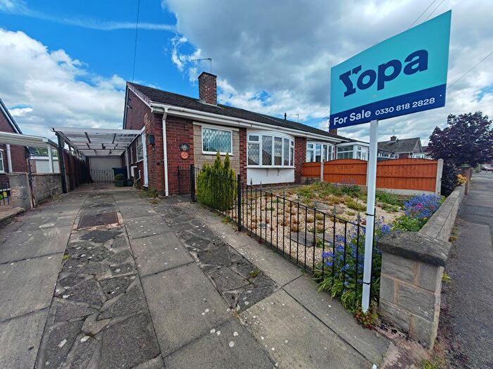 2 Bedroom Bungalow For Sale In Poplar Drive, Kidsgrove, Stoke-On-Trent, ST7