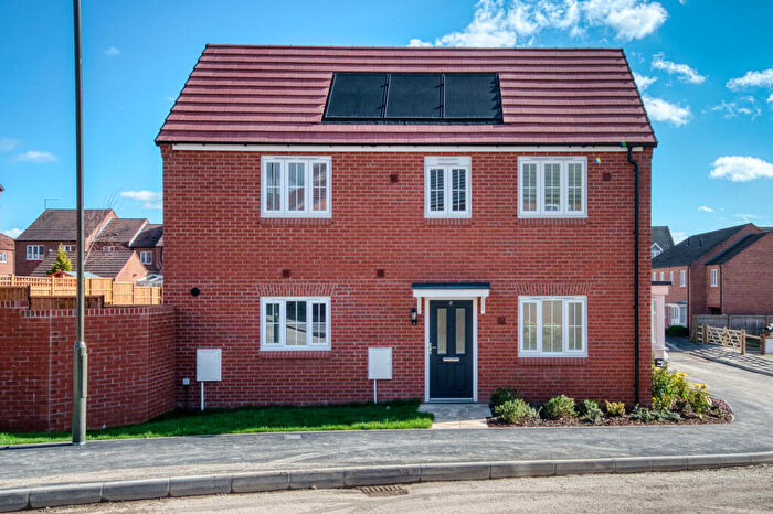 3 Bedroom Semi-Detached House For Sale In Piper Close, Marehay, Ripley, Derbyshire, DE5