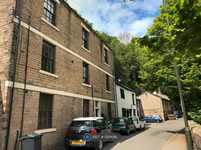 1 Bedroom Flat To Rent In Dyehouse Lane, New Mills, High Peak SK22
