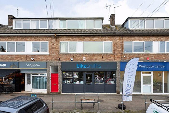 3 Bedroom Maisonette For Sale In Lovelinch Gardens, Long Ashton, BS41