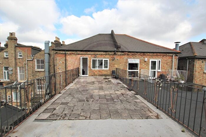 2 Bedroom Flat To Rent In Stroud Green Road, Finsbury Park, N4