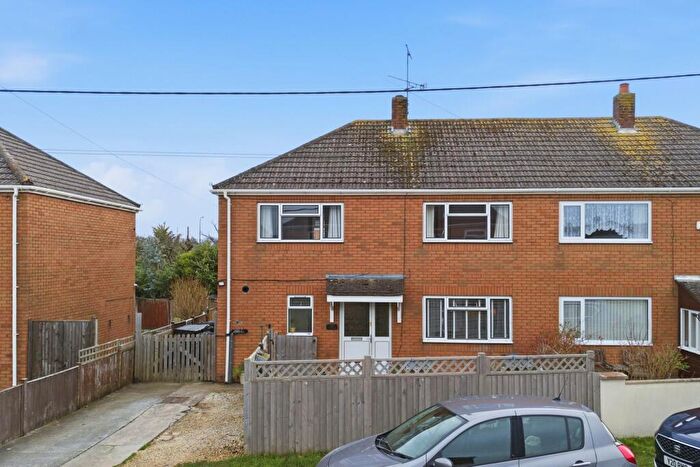 4 Bedroom Semi Detached House For Sale In Stockmead, Langford, BS40