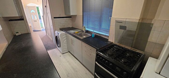 4 Bedroom Property To Rent In Southlea Avenue, Leamington Spa, CV31