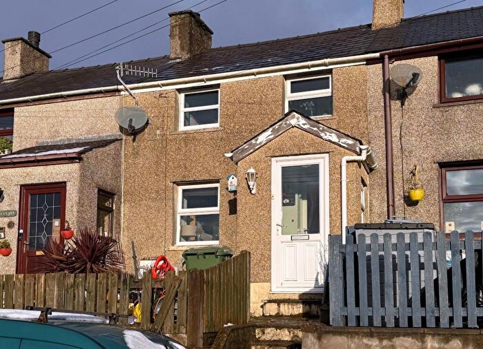 3 Bedroom Terraced House For Sale In Hyfrydle Road, Talysarn, Caernarfon, Gwynedd, LL54