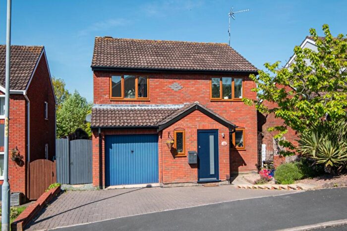 4 Bedroom Detached House For Sale In Underwood Close, Callow Hill, Redditch, Worcestershire, B97