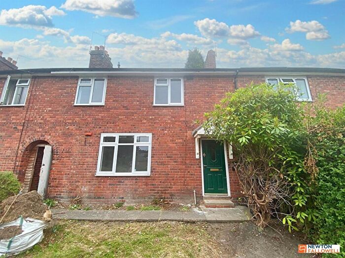 4 Bedroom Property To Rent In Summergate, Dudley, DY3