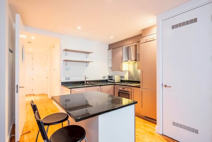 1 Bedroom Flat To Rent In New Globe Walk, London, SE1