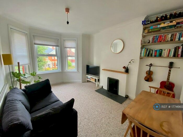 2 Bedroom Flat To Rent In Bournemouth, Bournemouth, BH6