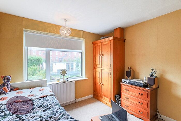 3 Bedroom Semi-detached House For Sale In Grange View, Eastwood, Nottingham, NG16