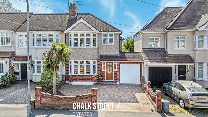 3 Bedroom End Terrace House For Sale In Cecil Avenue, Hornchurch, RM11