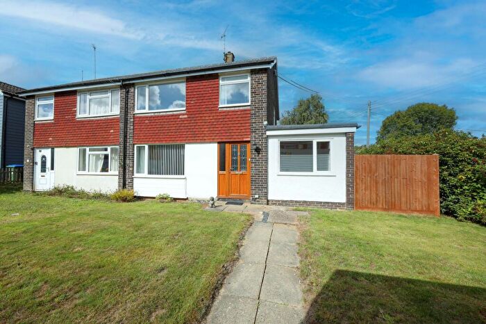 3 Bedroom Semi-Detached House For Sale In East View Fields, Plumpton Green, BN7