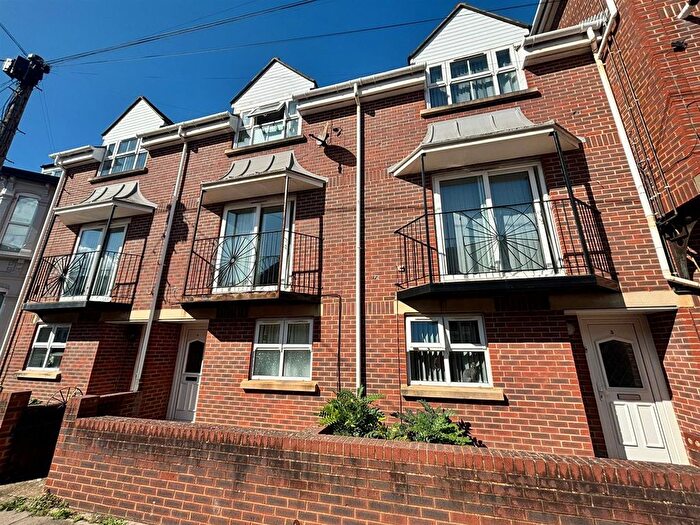 4 Bedroom Town House For Sale In St. Ronans Road, Southsea, PO4