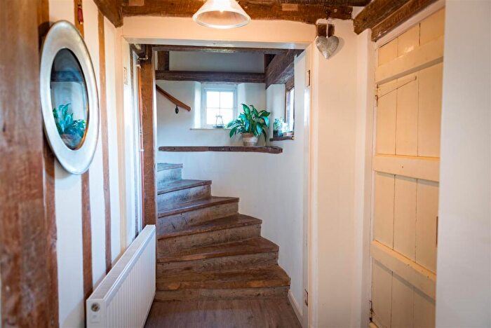 4 Bedroom Detached House For Sale In Stone Cottage, Lower Somersham, Suffolk, IP8