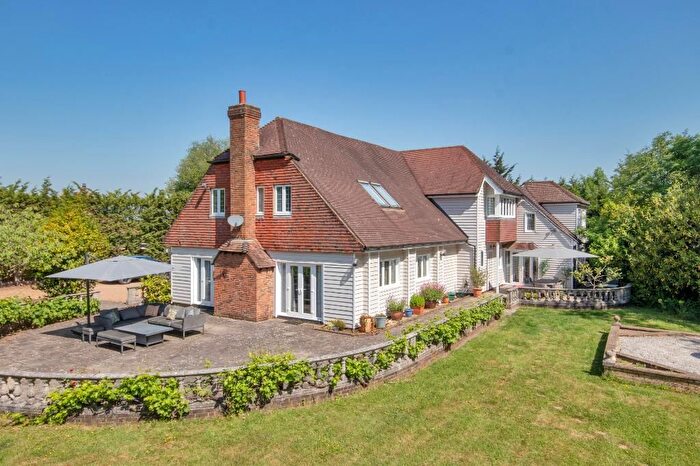 5 Bedroom Detached House For Sale In Tenterden Road, Biddenden, Kent, TN27