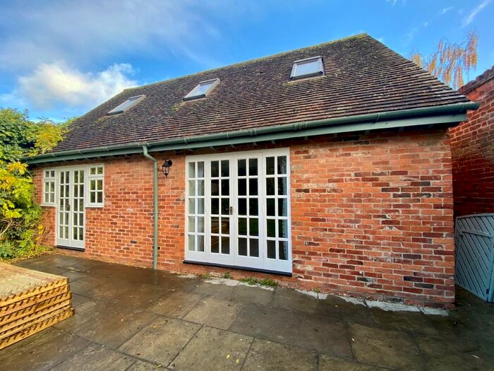 2 Bedroom Maisonette To Rent In Post Street, Godmanchester, PE29