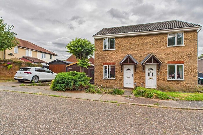 2 Bedroom Semi-Detached House For Sale In Sussex Road, Bury St. Edmunds, IP32