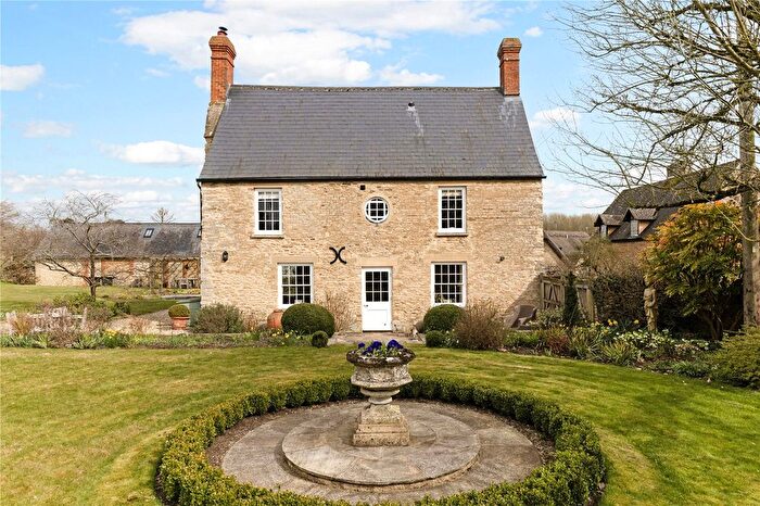 4 Bedroom Detached House For Sale In Buckland, Faringdon, Oxfordshire, SN7