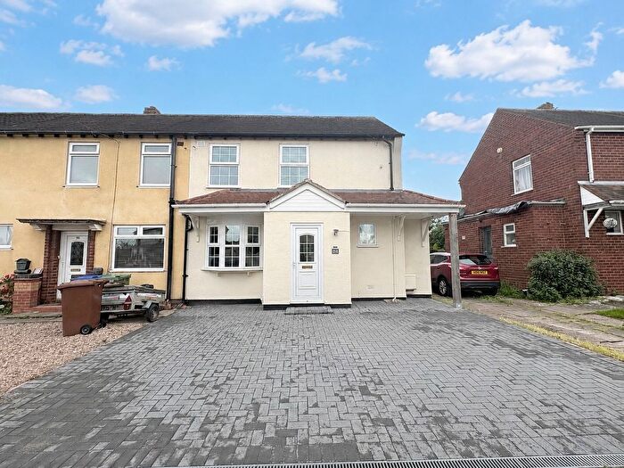 4 Bedroom Property To Rent In St. James Road, Cannock, WS11