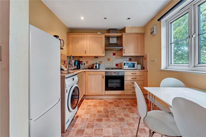 2 Bedroom Apartment To Rent In Bartholomews Square, Horfield, Bristol, BS7