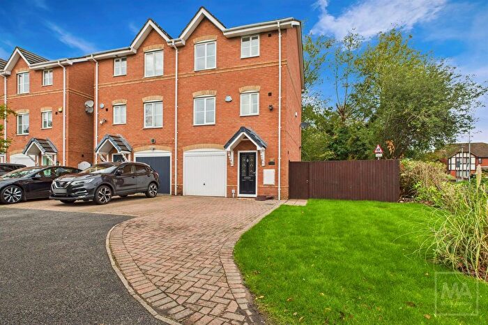 3 Bedroom Semi-detached House For Sale In The Lees, Great Sankey, WA5