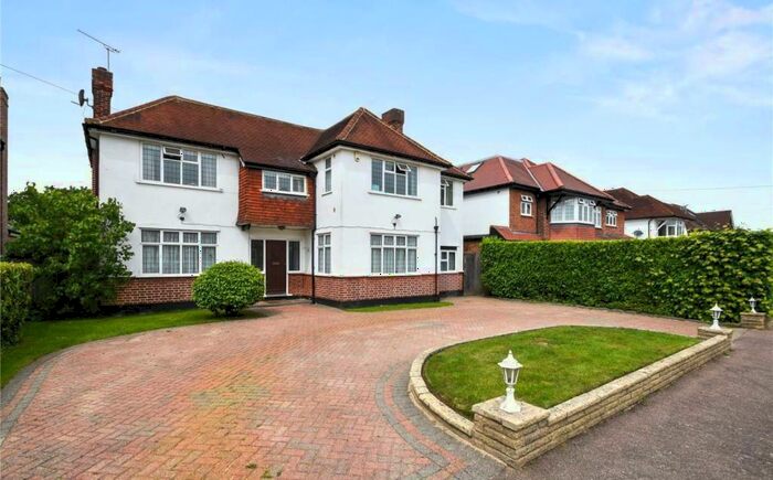 5 Bedroom Detached House To Rent In Bourne End Road, Northwood, HA6