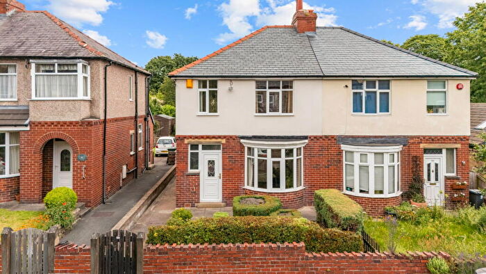 3 Bedroom Semi-Detached House For Sale In Quarmby Road, Huddersfield, HD3