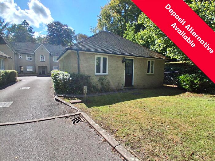 2 Bedroom Bungalow To Rent In Dorchester Close, Headington, Oxford, Oxfordshire, OX3