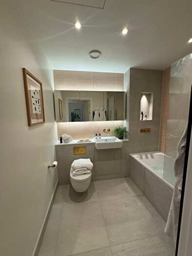 1 Bedroom Flat To Rent In Quay Walk, Alperton, Wembley, HA0