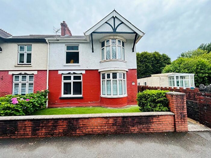 6 Bedroom Semi-Detached House For Sale In Elba Crescent, Crymlyn Burrows, Swansea, SA1